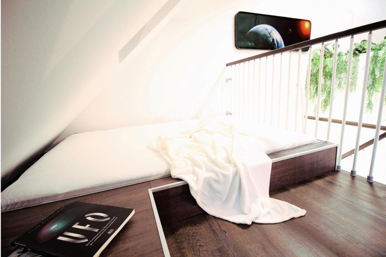 Secret Hideaways Space Loft Wohndesign Auf 2 Etagen L 450M Bis Uni Duisburg Exterior photo